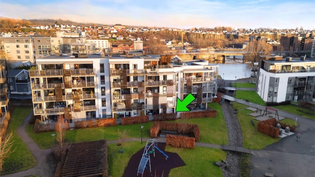 Krogsveen v/Marianne Høimyhr presenterer Fløtninga 7C! Foto: Christian Thorsbye - Diakrit