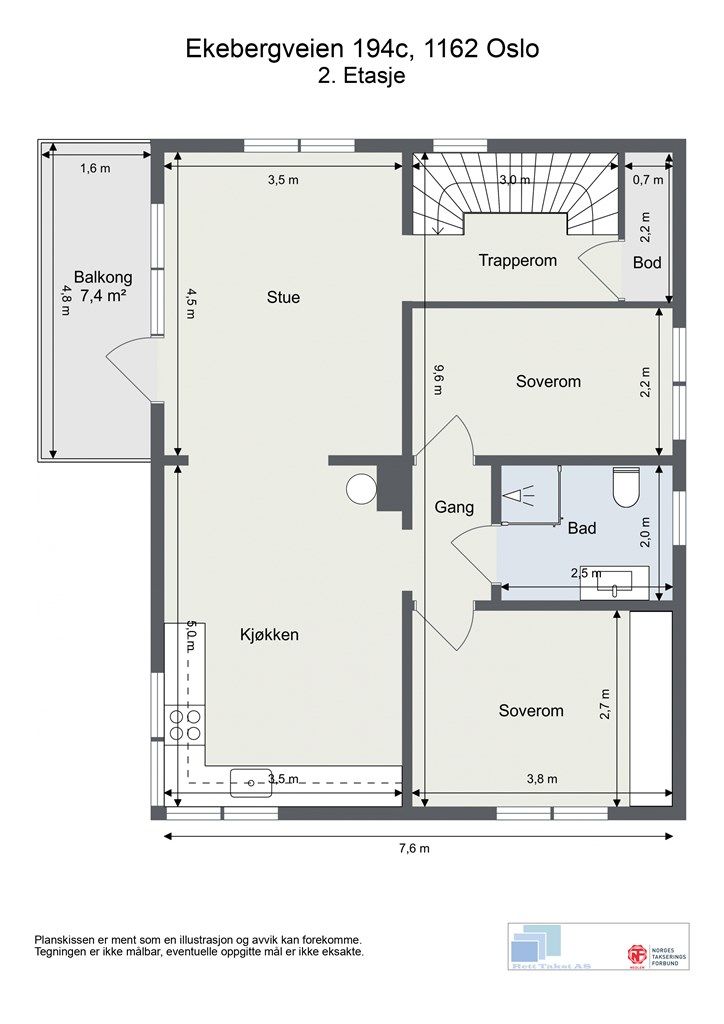 Leilighetens hovedplan rommer stue, kjøkken, to soverom, bad og utgang til balkong.