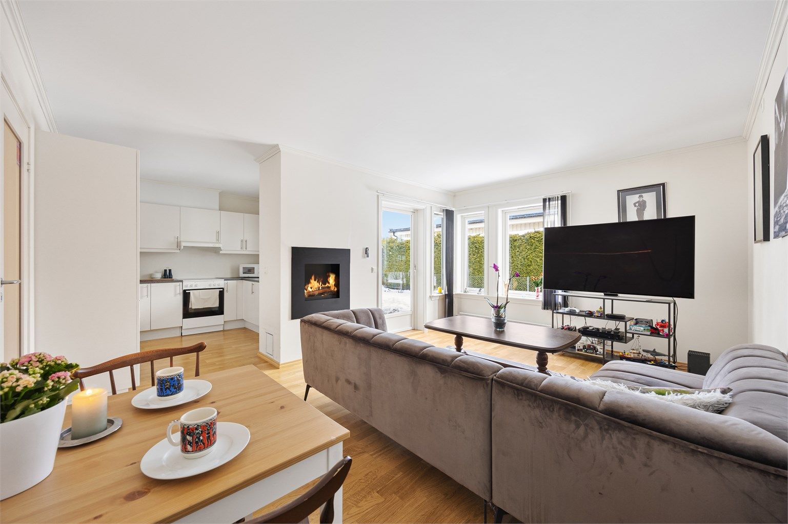 Eiendomsmegler Krogsveen v/ Silje Frankplads ønsker velkommen til Prestmoen 7C!