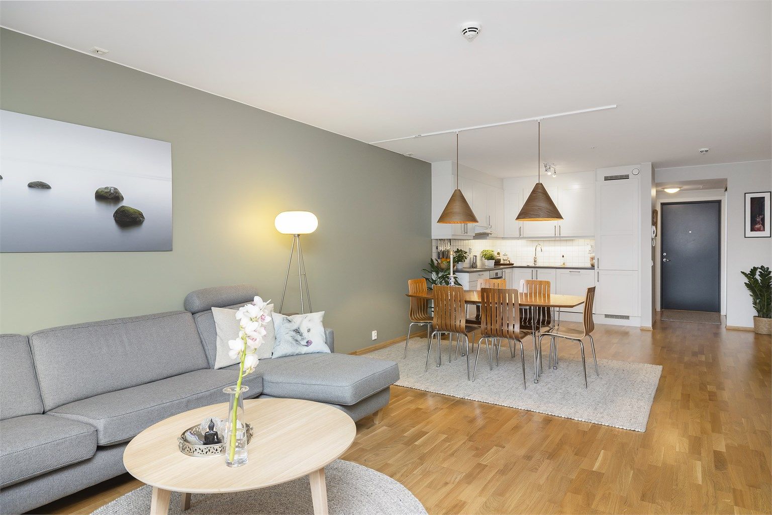 Leiligheten har 2 soverom og er totalt  81 kvm (BRA-I) Foto: Christian Thorsbye - Diakrit