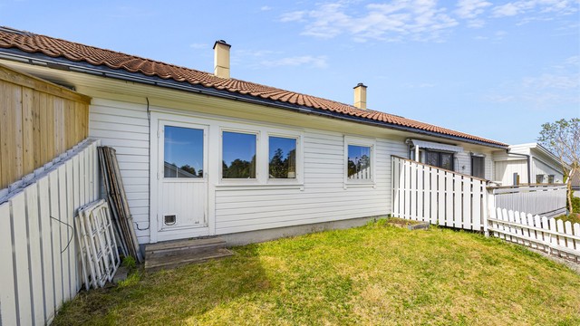 Yttervegger i trekonstruksjon med liggende trekledning.