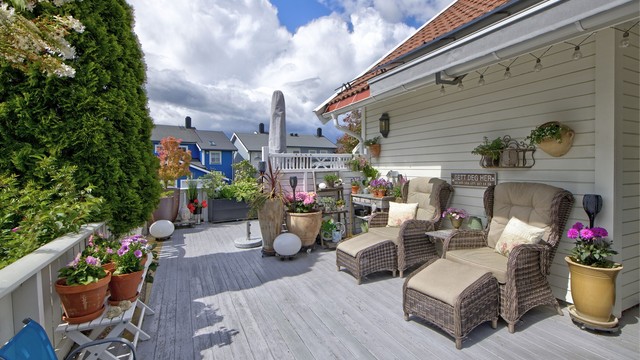 Uteplass med adkomst fra stue