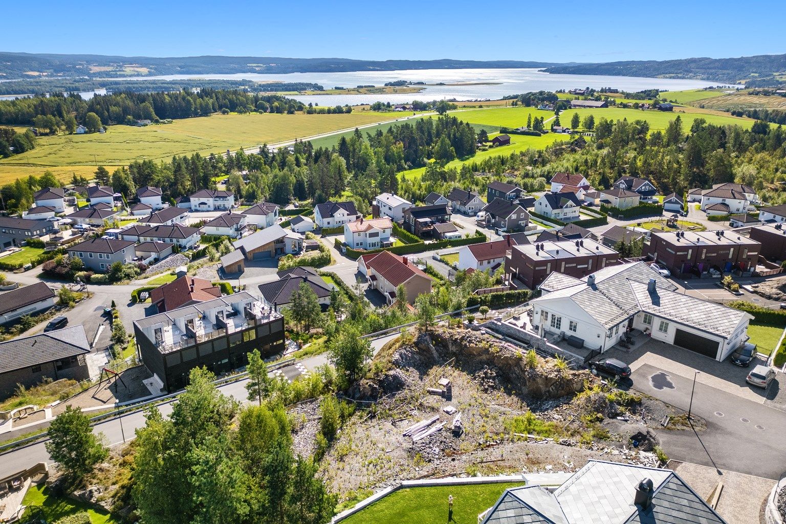 En av Rælingens desidert beste utsiktstomter