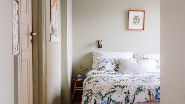 Direkte inngang til bad fra soverom.