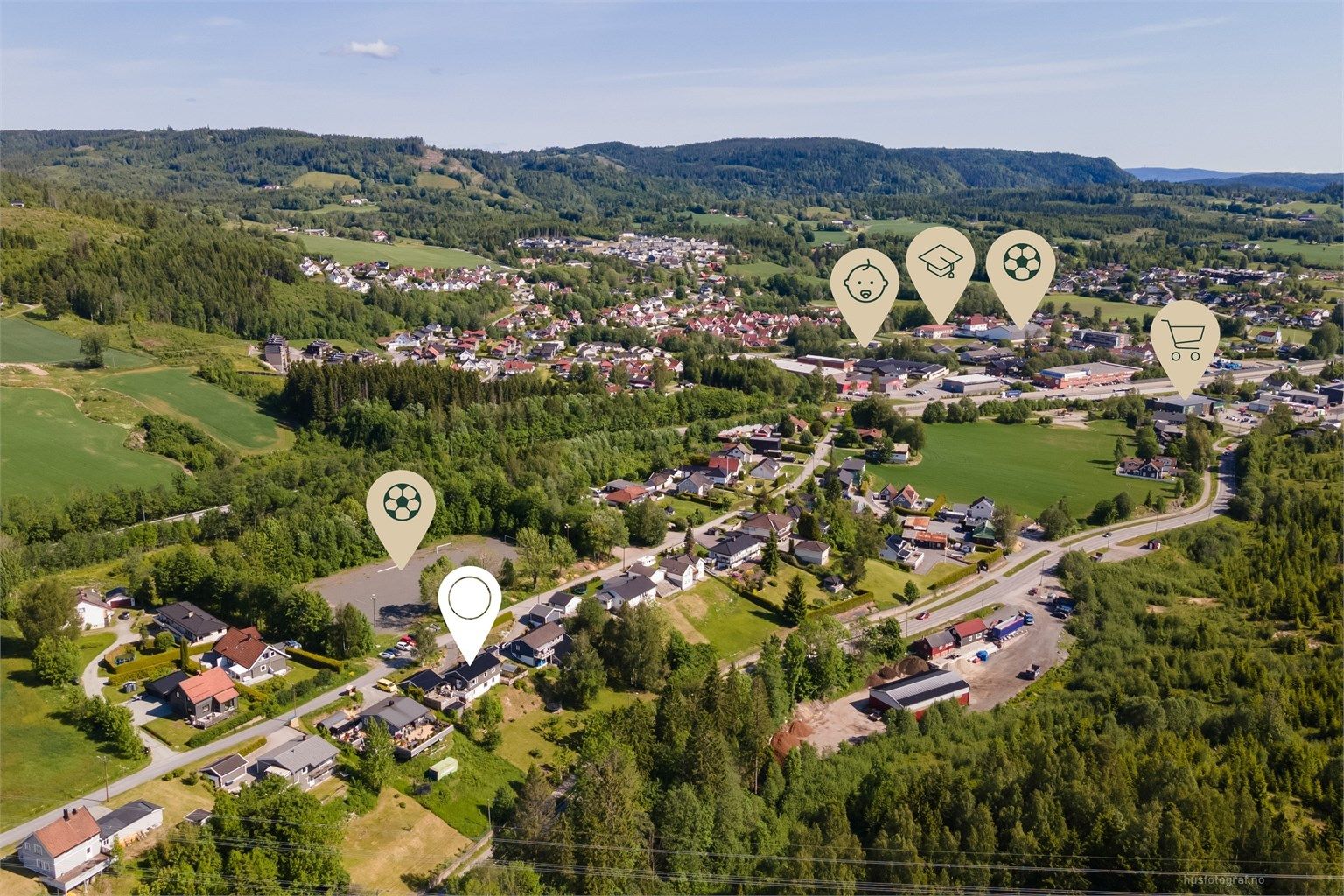 Rolig beliggenhet i en blindvei (bomvei) med generelt lite trafikk