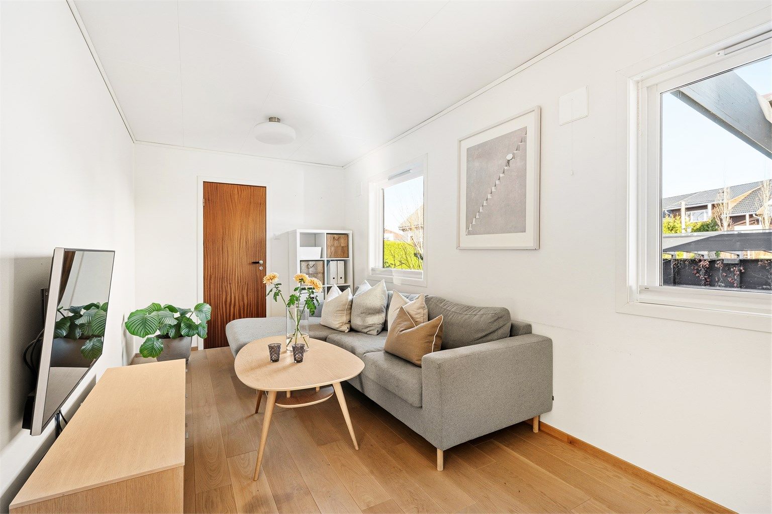 Tv stue- godkjent som det 3 soverommet i 1 etg.