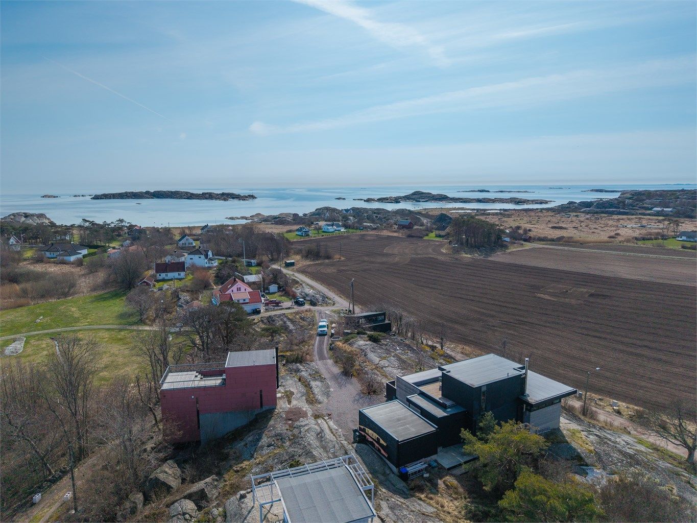 En bolig for deg som søker noe utenom det vanlige – et arkitektonisk statement i naturskjønne omgivelser