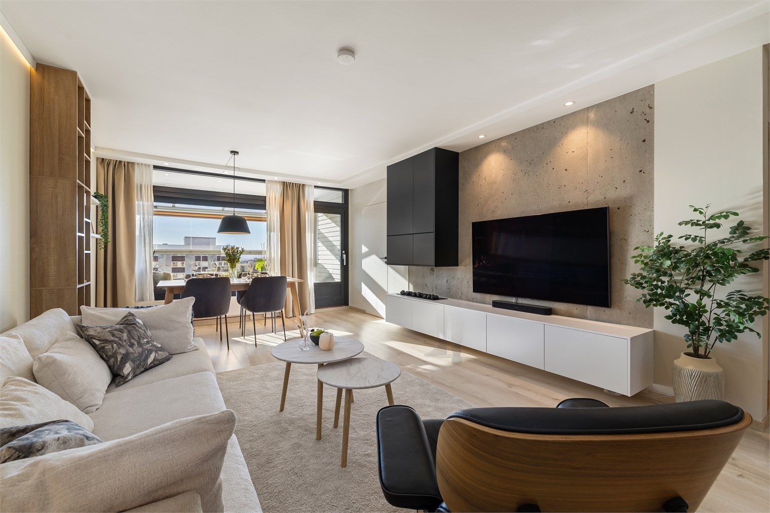 Krogsveen ved Remi Bangsund har gleden av å presentere Erich Mogensøns vei 20!