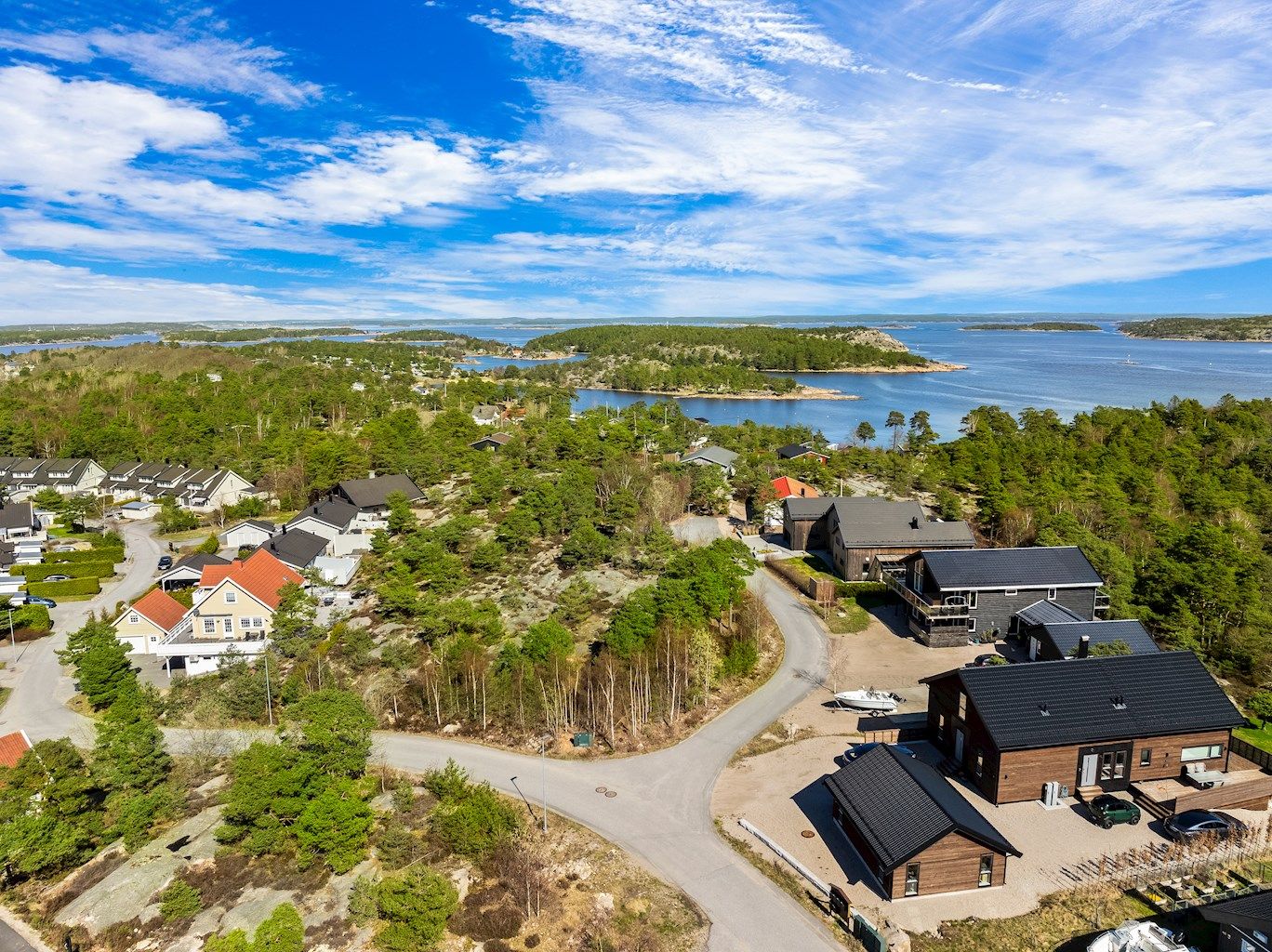 Tømmerlia 22 - 28 presenteres av Raymond Bøhn i Krogsveen!