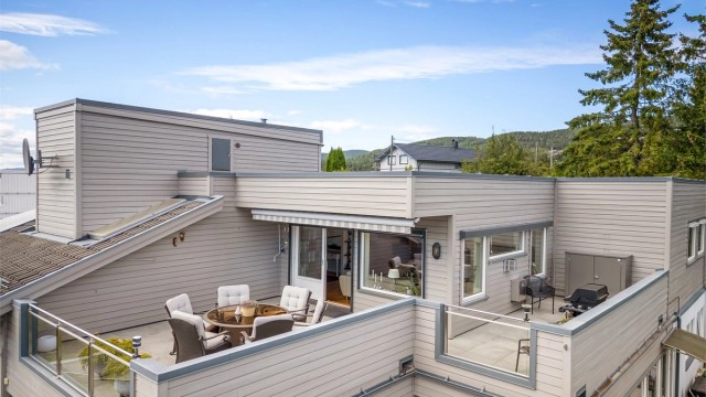 Lys og velholdt 3-roms terrasseleilighet beliggende i øverste etasje (5. etasje). Foto: Ole Thorgeir Solheim Thoresen