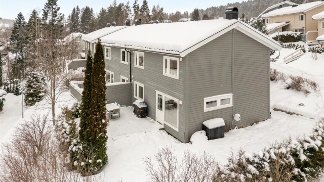 Attraktiv og barnevennlig beliggenhet med flere lekeplasser på boligfeltet
Foto: Stine Prøitz Jørgensen