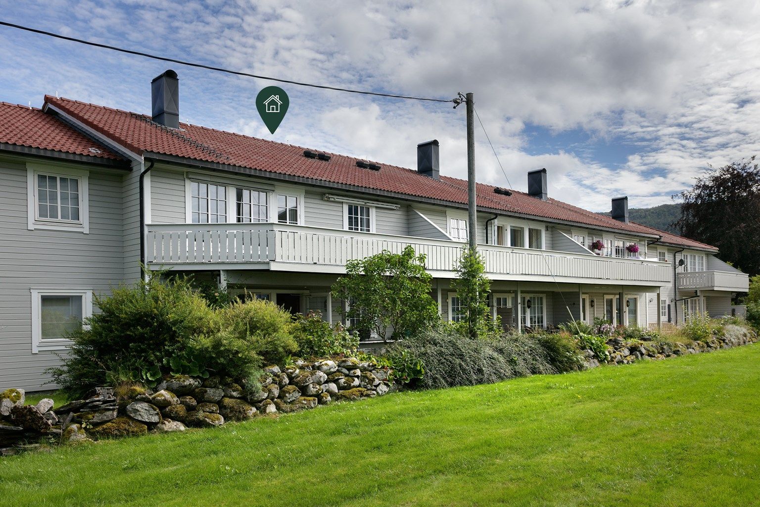 Krogsveen Sunnmøre v/Eiendomsmegler Harald Osdal har gleden av å presentere en attraktiv og sentralt beliggende eierleilighet på Moa