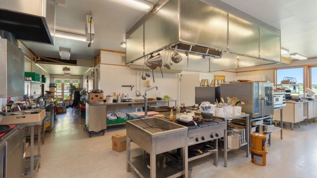 Kjøkken tilknyttet pub- og restaurantdelen.