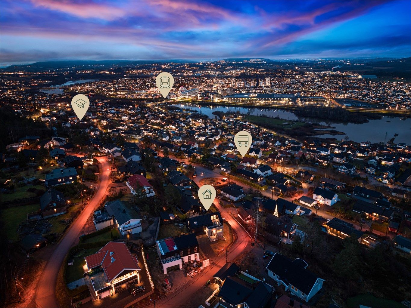 Boligen har svært god beliggenhet, flott utsikt med kort vei til offentlig transport, barneskoler, butikker og servicetilbud