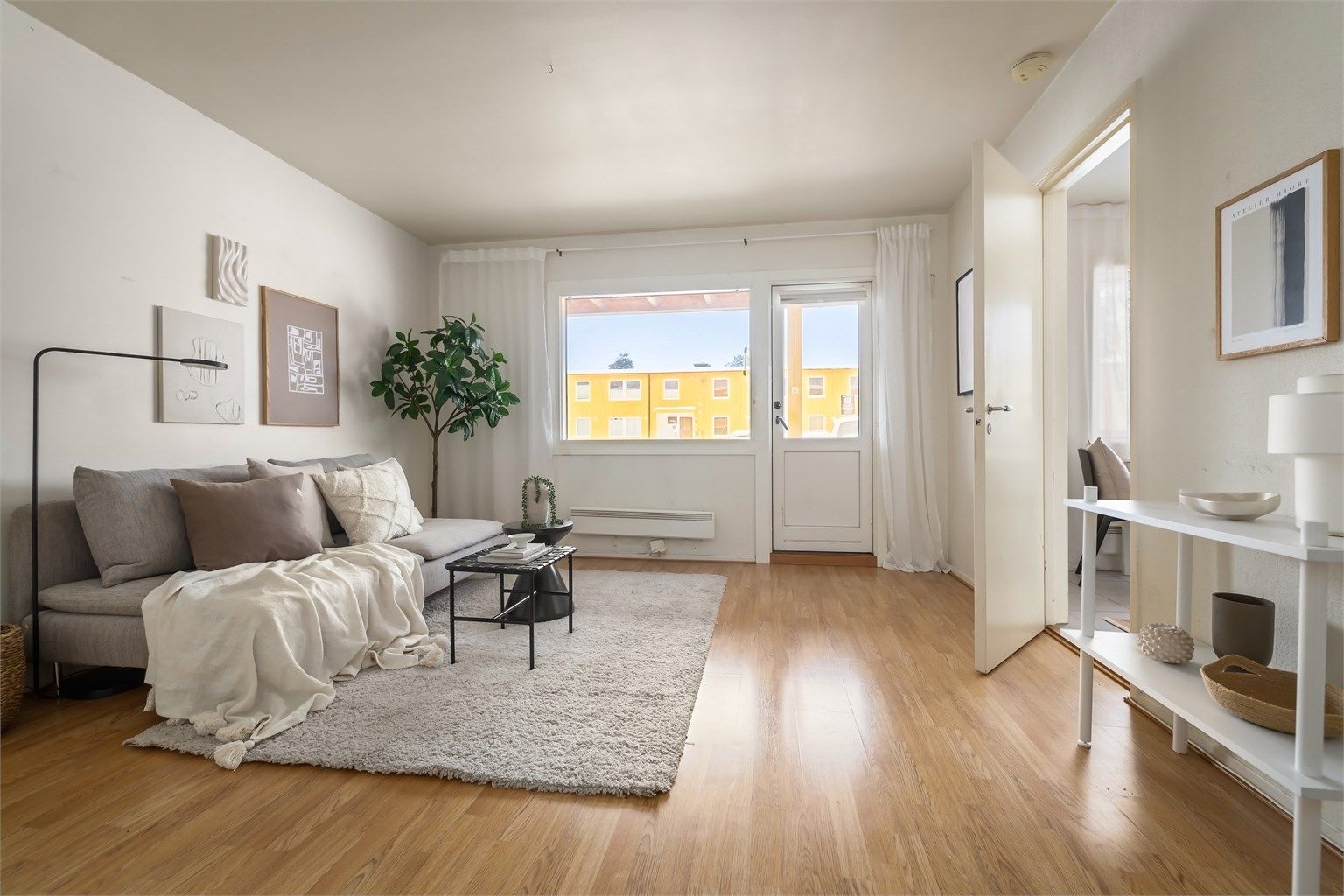 Velkommen til Kristine Bonnevies vei 7 - presentert av Jan Robert Ottesen i Krogsveen