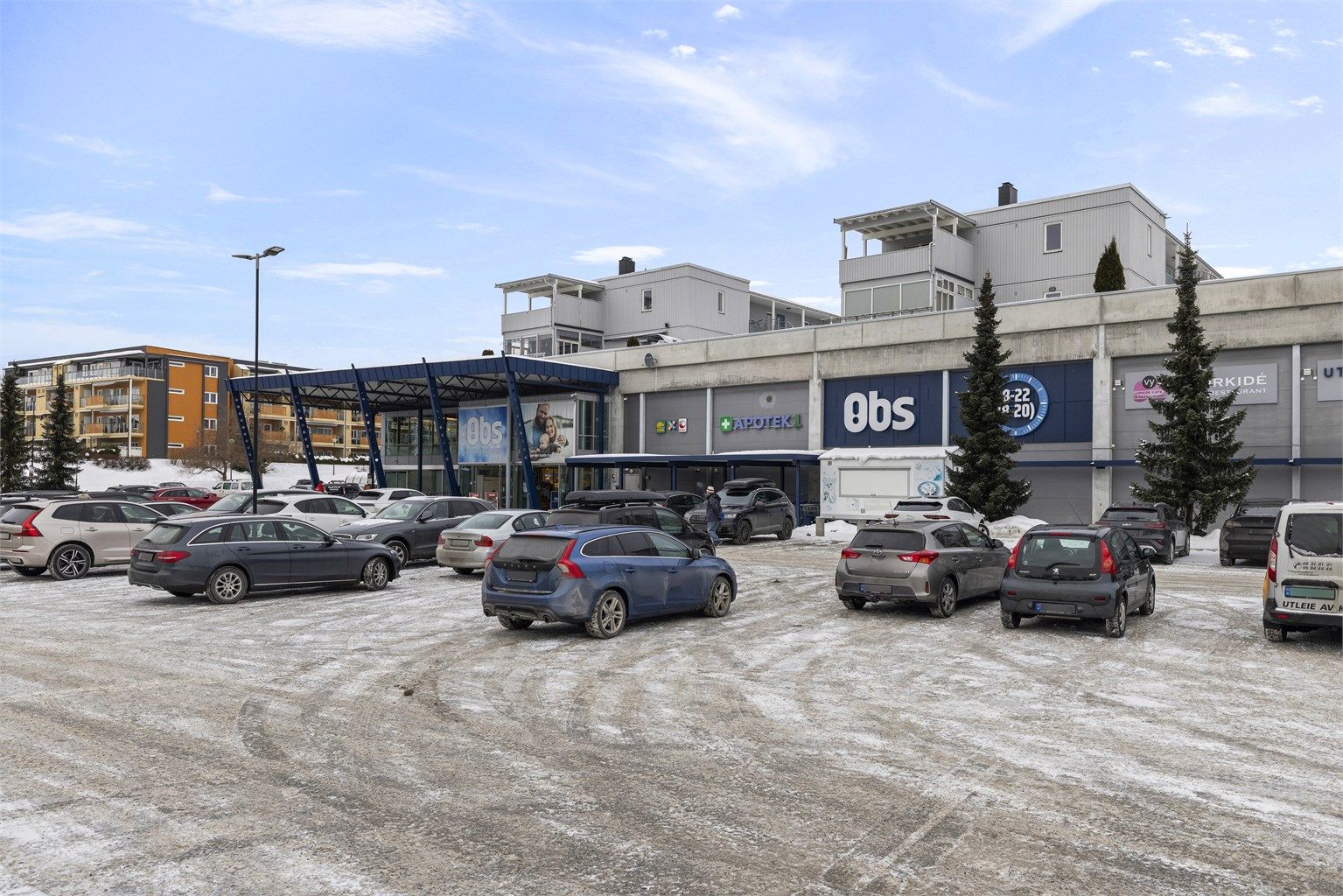 Hverdagslogistikken er enkel med Coop Obs kun tre minutters gange unna.