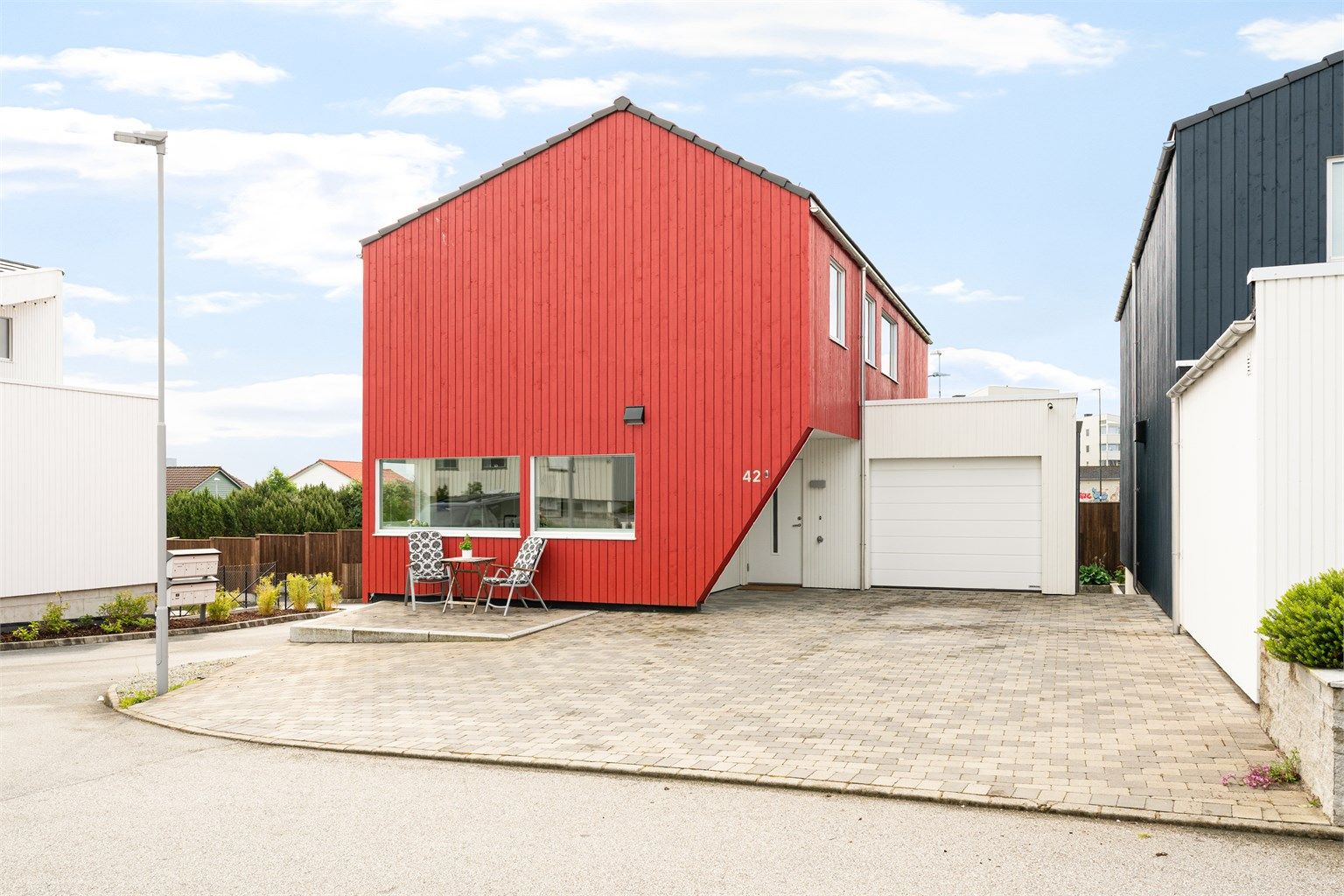 Velkommen til Sjøhusbakken 42.