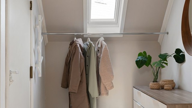 Plass til å henge av seg yttertøy.