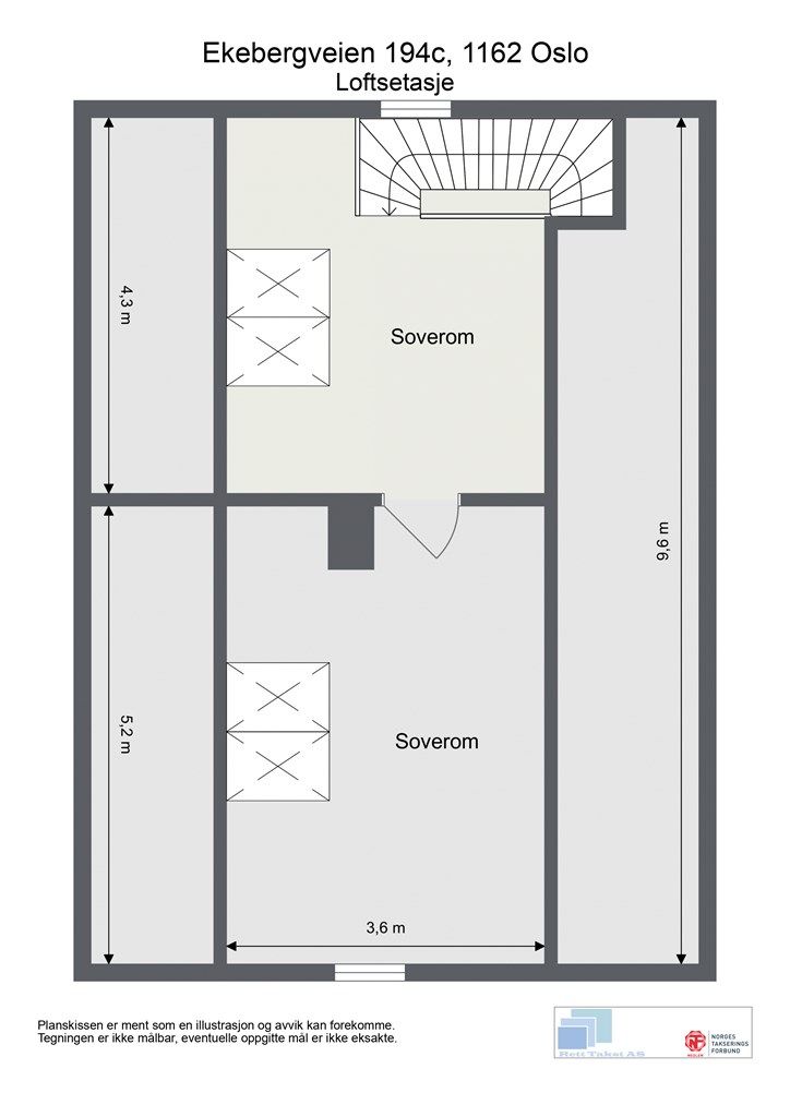 Loftsetasjen er innredet med ett soverom og ett disponibelt rom, samt trapperom.