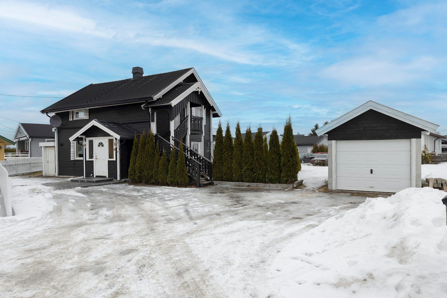 Eiendomsmegler Krogsveen har gleden av å presentere Algarheimsvegen 100B!