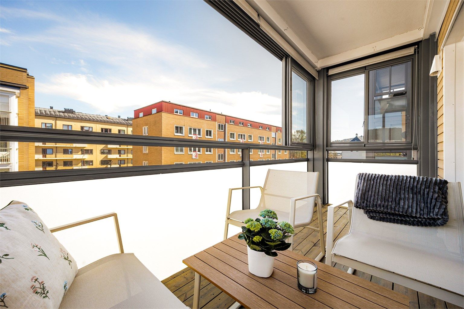 Innglasset balkong på 7 kvm. Foto: Stine Prøitz Jørgensen