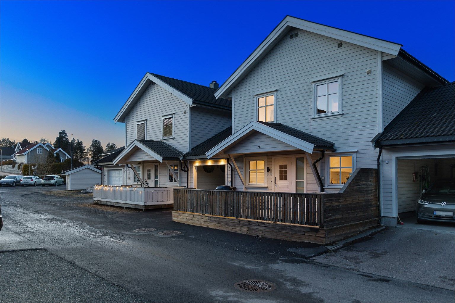 Velkommen til denne familievennlige boligen i et rolig og etablert nabolag i Fetsund.