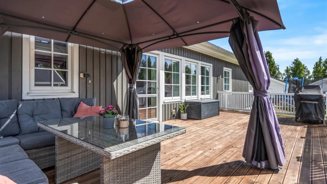 Boligens terrasse er på 34 m².