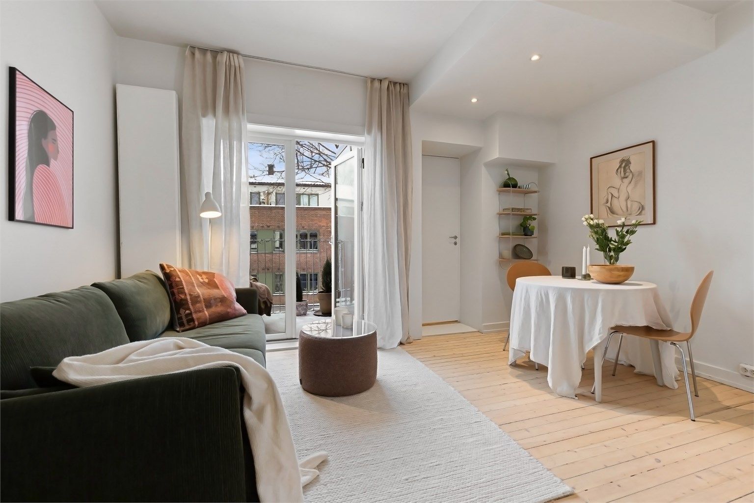 Flott, arealeffektiv 1-roms leilighet beliggende i et populært boligområde på St. Hanshaugen. Foto Zovenfra AS