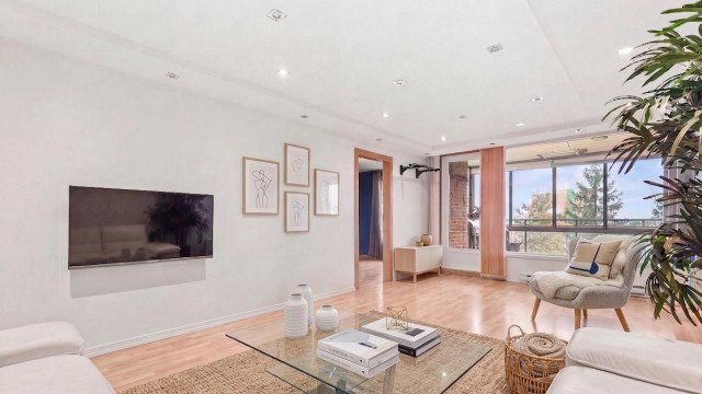 Nora Rørvik Larsen v/ Krogsveen ønsker velkommen til Lutvannsveien 1! (Stylet med AI)