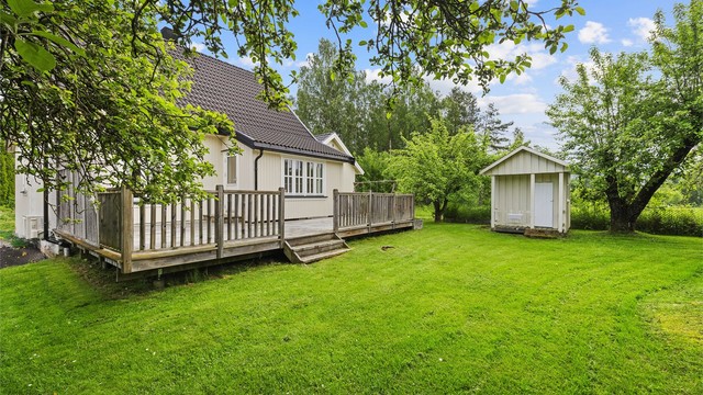 Flott opparbeidet hage for både store og små