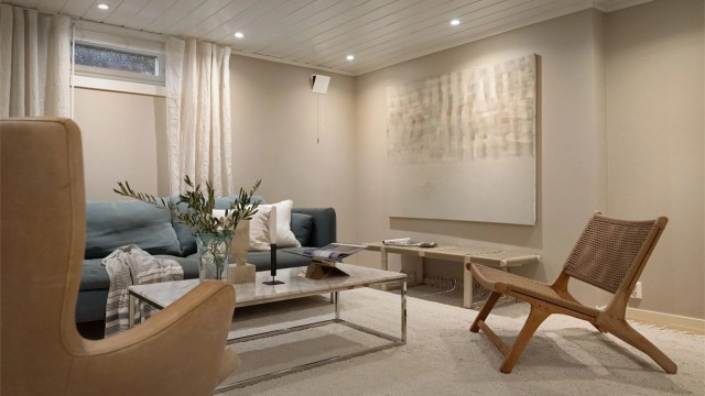 God plass til sofa og tv-seksjon om man ønsker en ekstra tv-stue