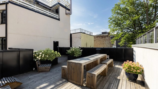Sameiet har flott felles takterrasse med gode solforhold.