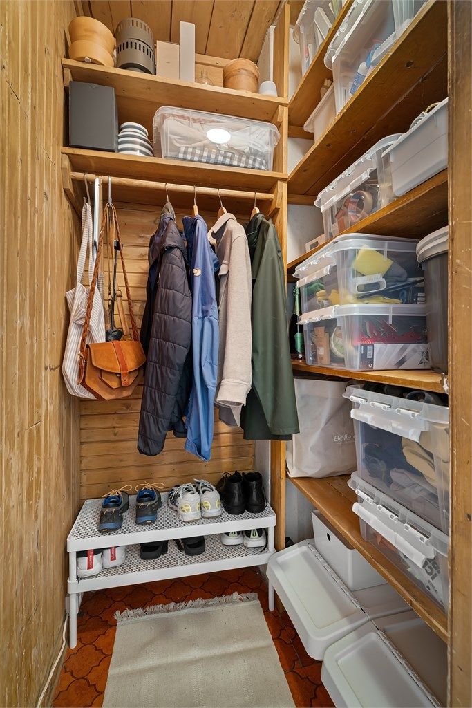 God lagringskapasitet i originalt kott i entré