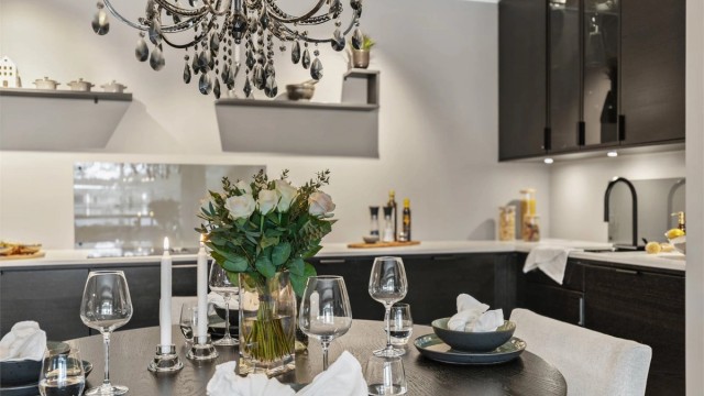 Her er alt tilrettelagt for hyggelige sammenkomster og kulinariske opplevelser.