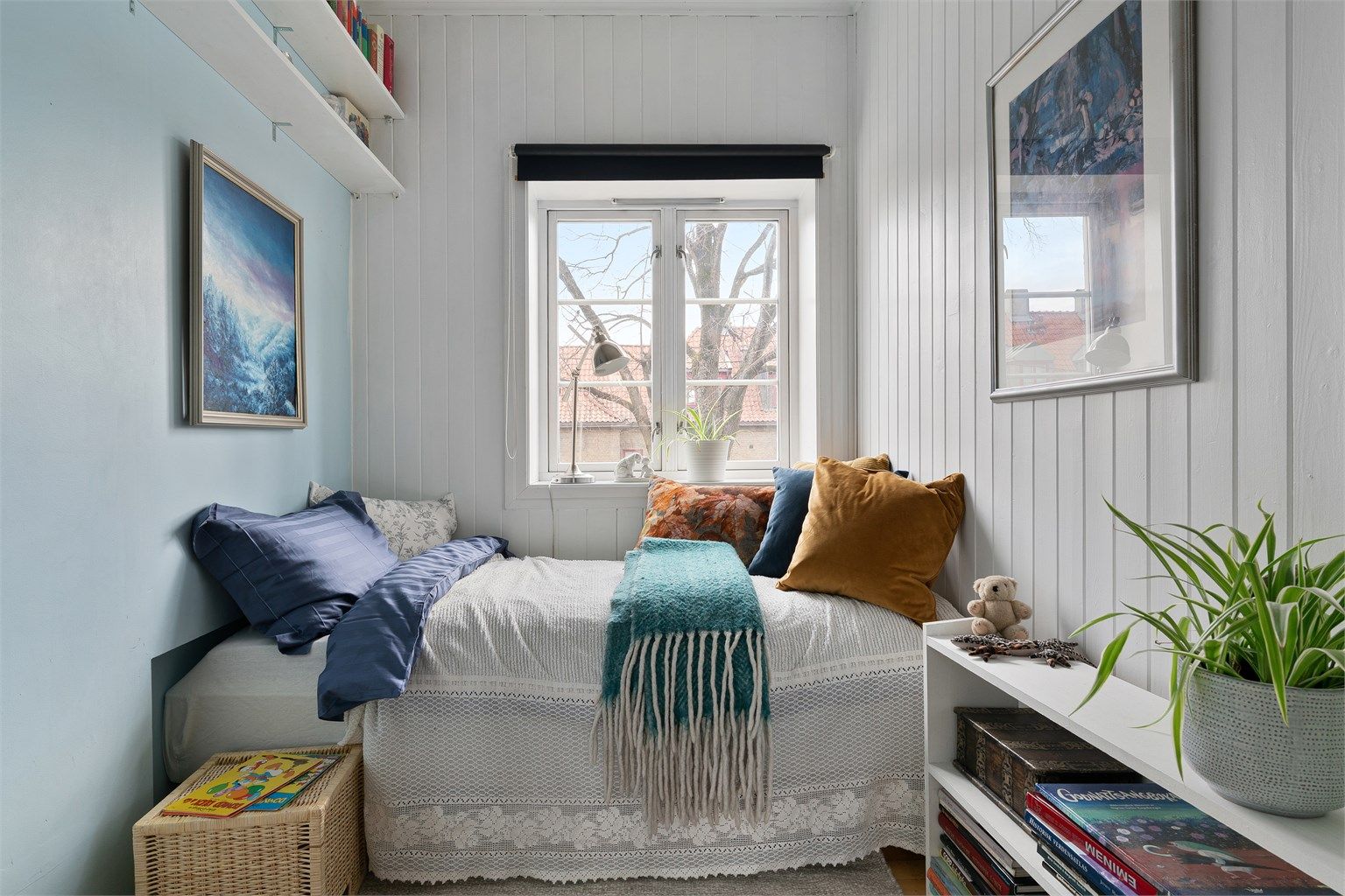 Et perfekt rom til hjemmekontor, gjesterom eller barnerom. 