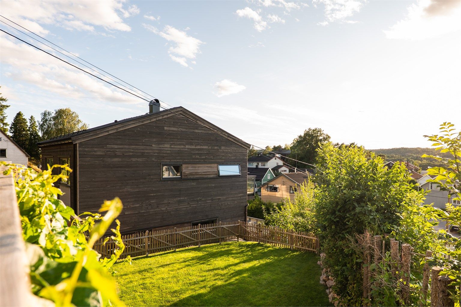 Med Gluppe som utgangspunkt er det like kort vei til Fredrikstadmarka som til sentrum.