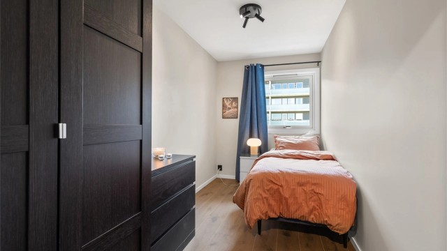 De andre soverommene passer godt som barnerom, gjesterom eller kontor.