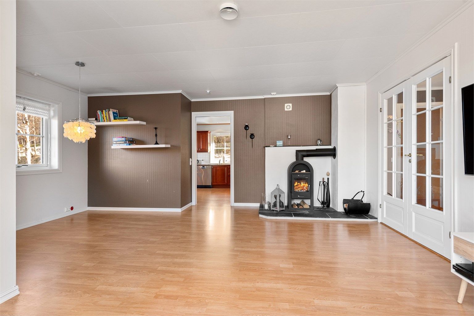 Fra stue mot kjøkken