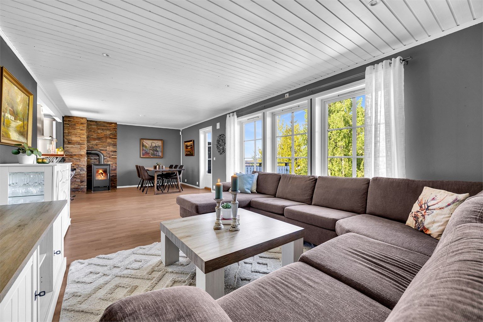 Velkommen til Matriskeveien 16B - En familievennlig bolig over 3 plan med garasje