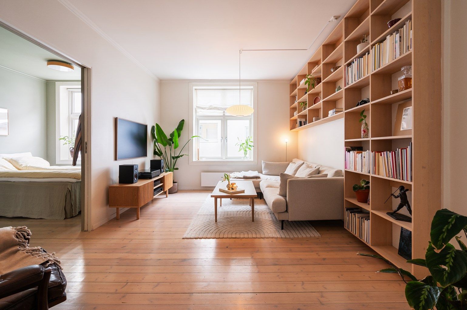 Velkommen til Mandalls Gate 7C! Presentert av Halvor L. Heikkilä ved Krogsveen Majorstuen.