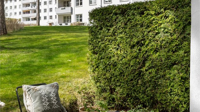 På årets varme dager fungerer uteplassen naturligvis godt som en forlengelse av stuen