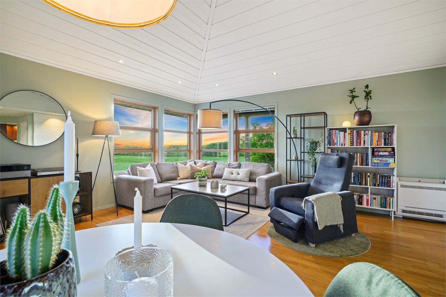 Stuen oppleves romslig