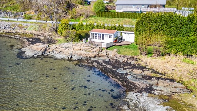 Kort vei til flotte tur- og rekreasjonsområder i skogen med løyper til Svartvann og Suluvann.
