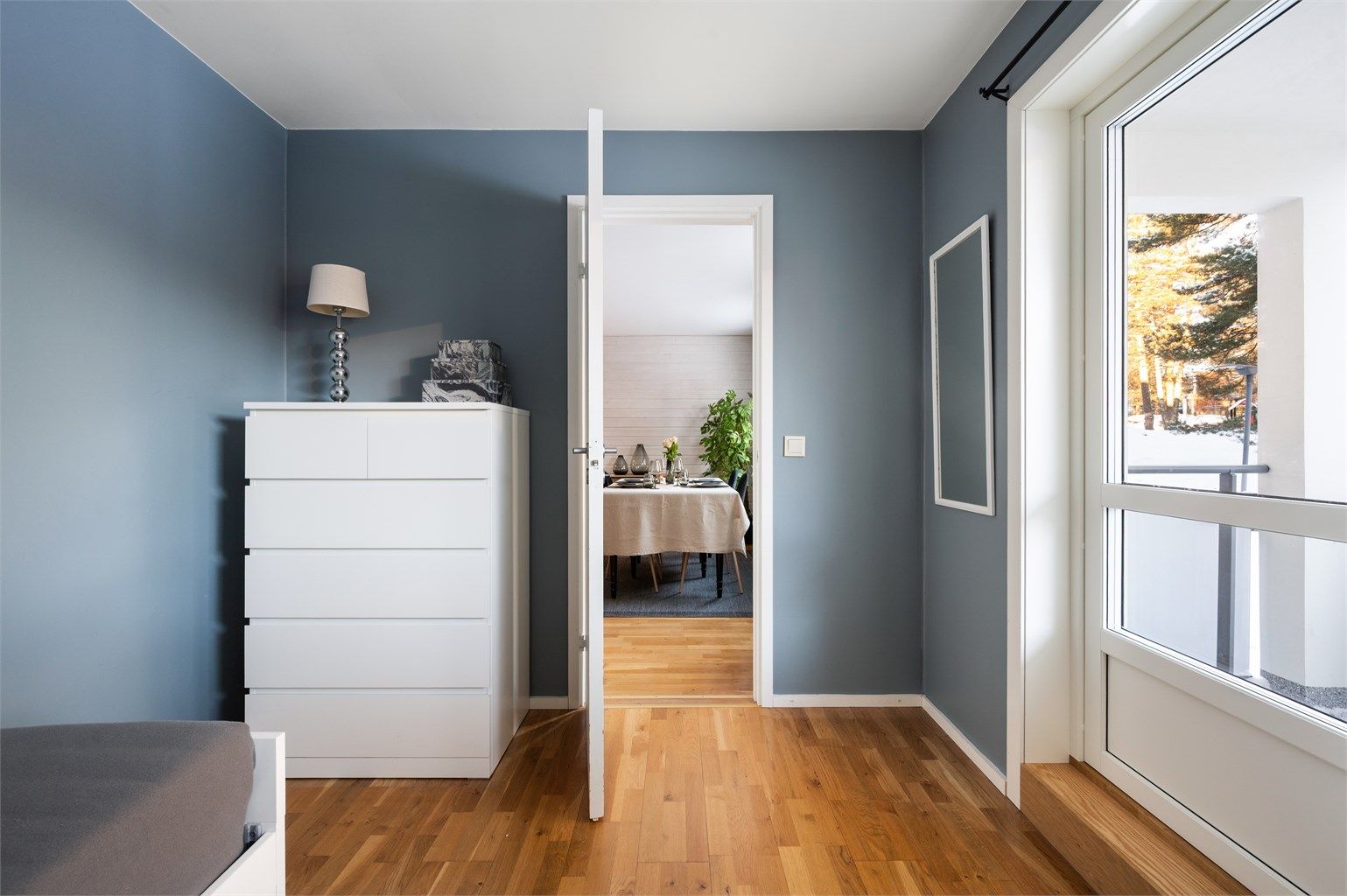 Også dette rommet er av god størrelse og kan innredes etter behov.