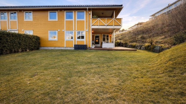 Velkommen til Åses vei 71 presentert av eiendomsmegler Mats Lund hos Krogsveen Bærum