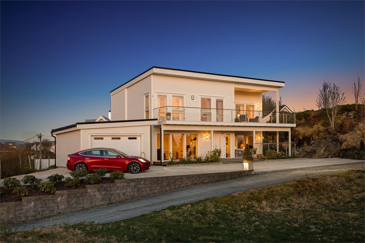 Lekker, nyere funkisbolig med gjennomgående god og moderne standard