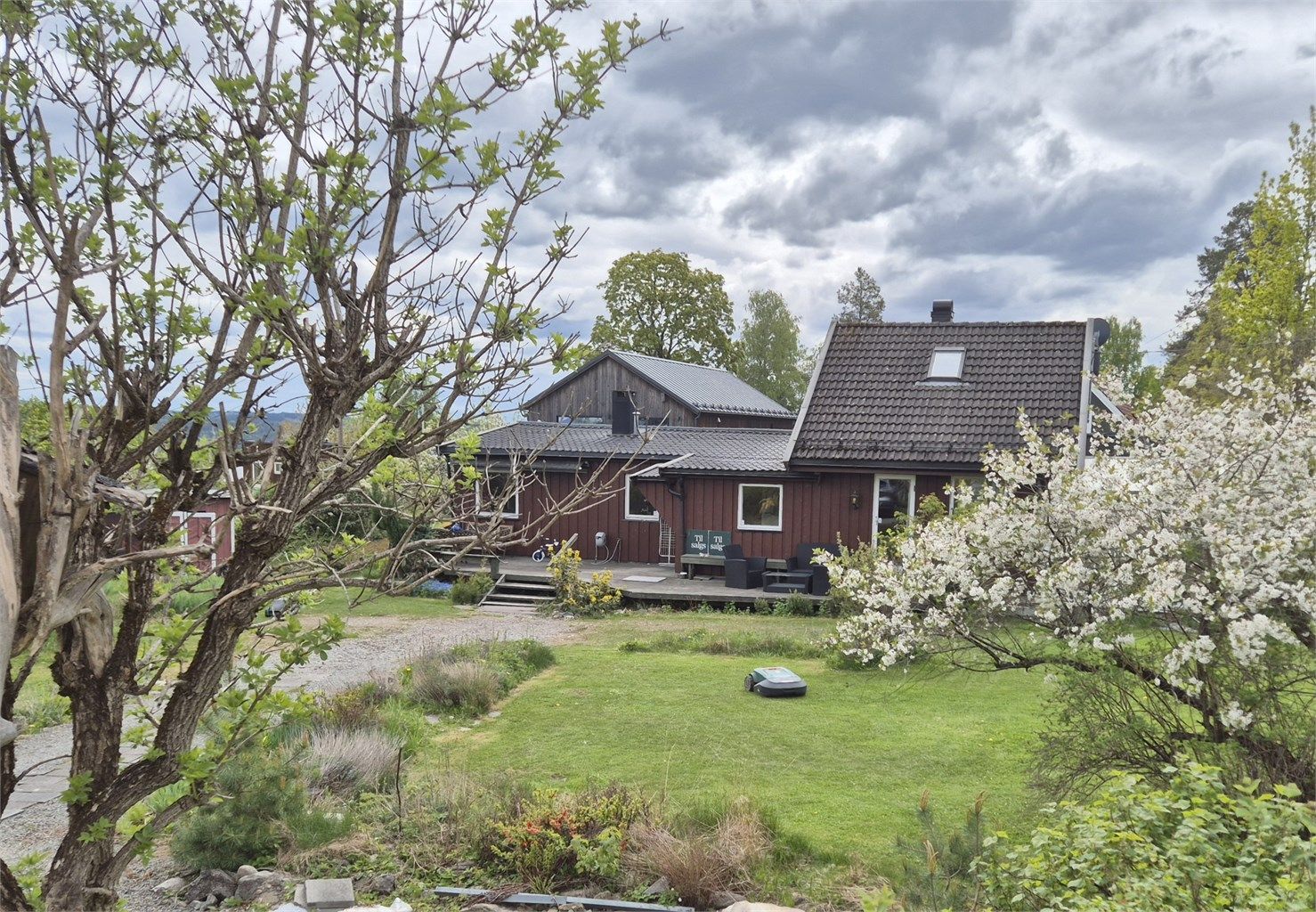 Velkommen til Solhaugveien 14 - Presentert av Anniken Øderud v/Krogsveen Nesodden.
