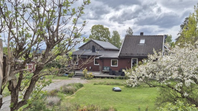 Velkommen til Solhaugveien 14 - Presentert av Anniken Øderud v/Krogsveen Nesodden.
