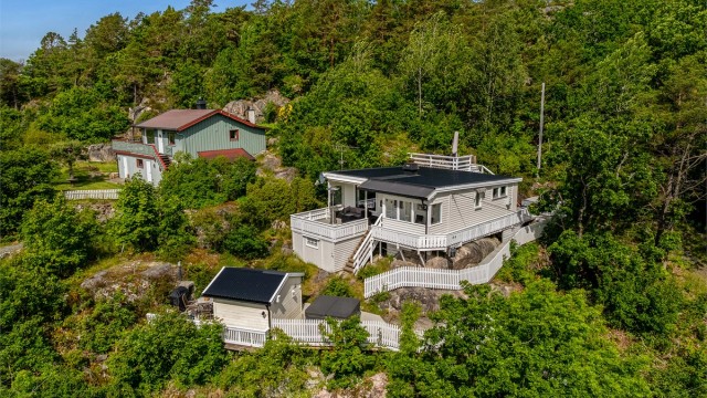 Usjenert og med naturen som nabo.