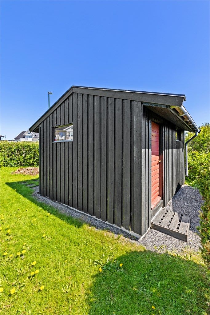 Utebod på ca. 15 kvm.